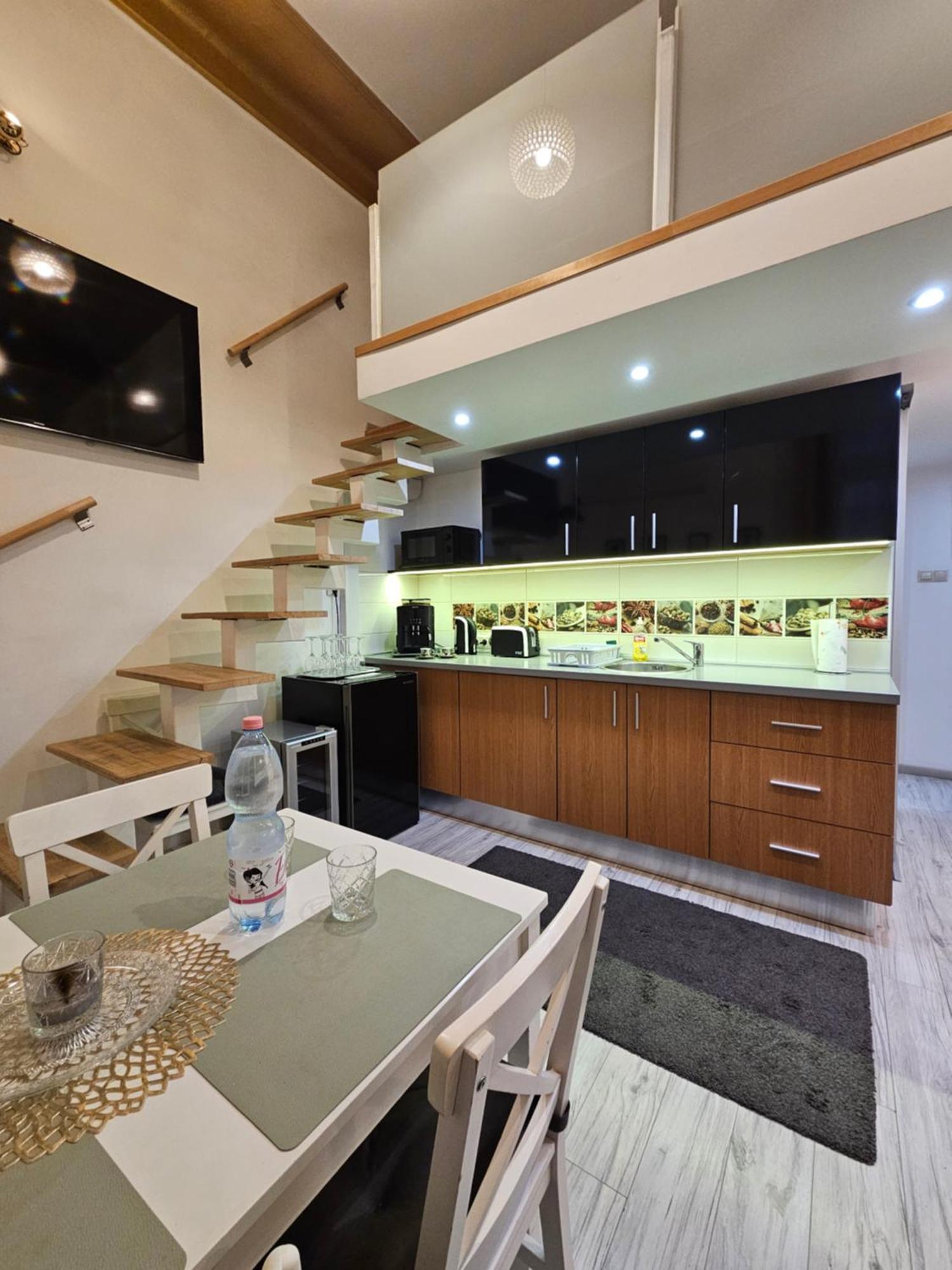 Walkway Apartment Deluxe Βουδαπέστη Εξωτερικό φωτογραφία